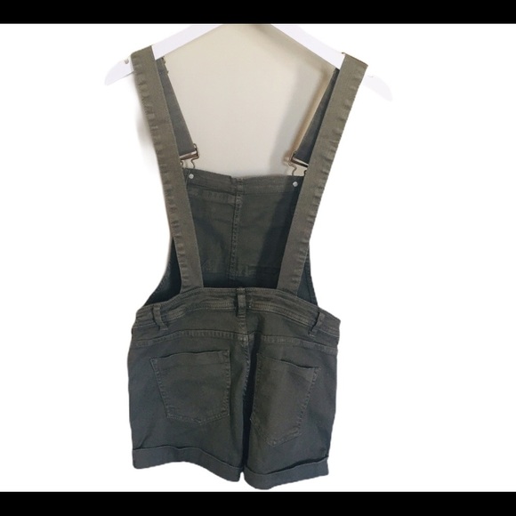 ARDENE Short Overalls With Pockets Camo Olive Green Sz X Small - Picture 8 of 12